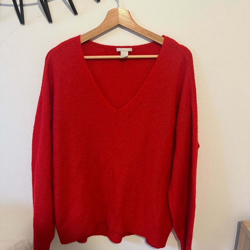 H&M vivid red
